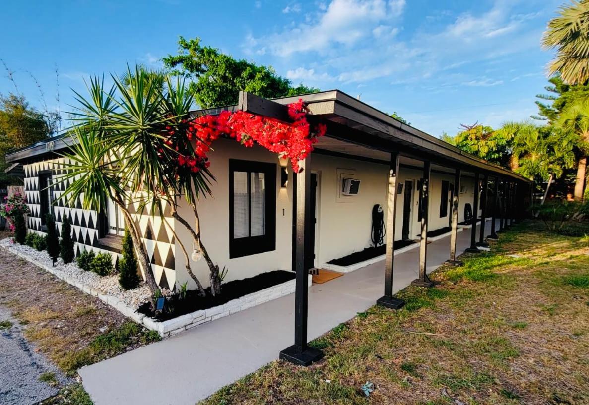 Beach Bungalow By The Sea 2 Cocoa Beach Eksteriør billede